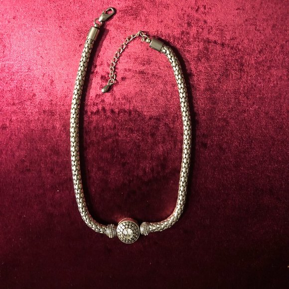 Necklace - Picture 1 of 1